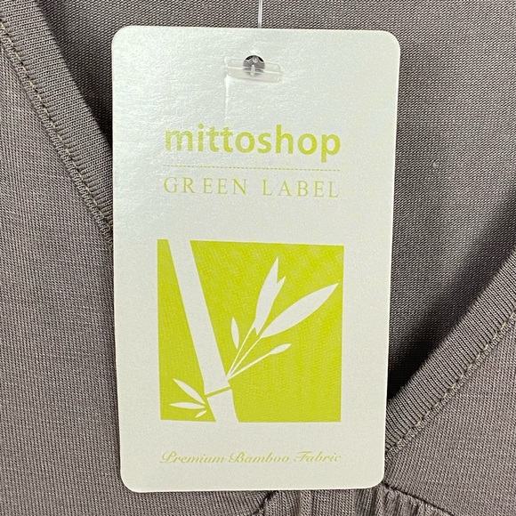Mittoshop MTS Short Sleeve Top Grayish Brown Size Small New - Picture 4 of 5